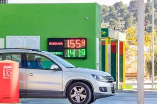 El ritmo de encarecimiento del combustible se multiplica por tres desde el inicio de la guerra