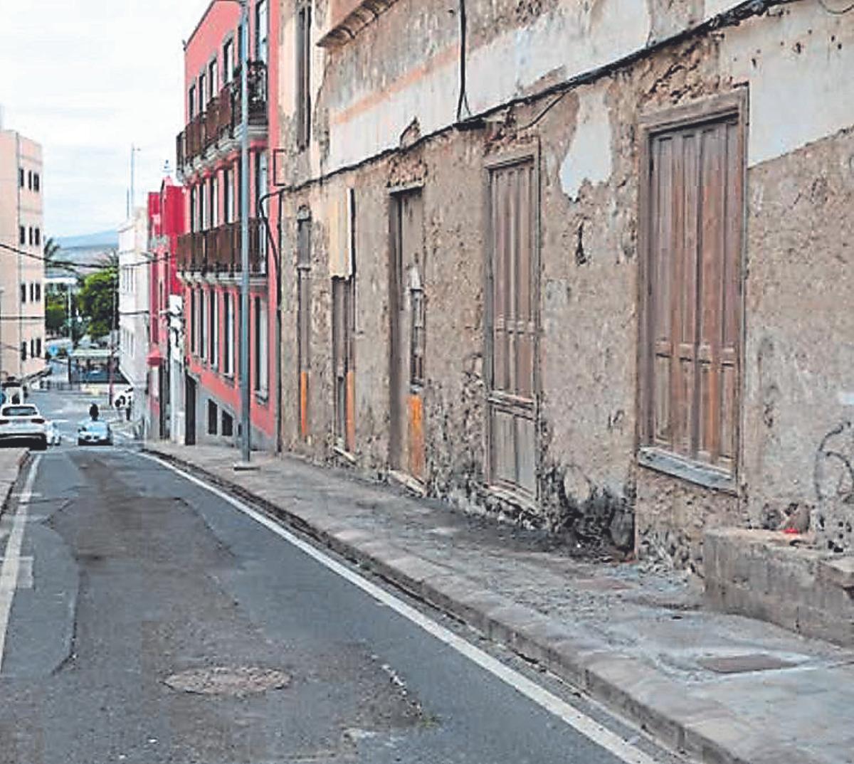 Casa histórica en la calle Gobernador García Hernández.