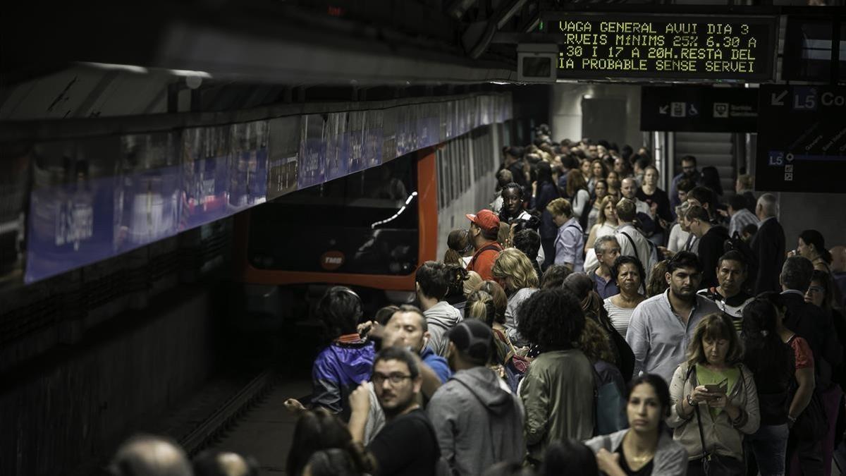 zentauroepp40398526 barcelona  03 10 2017  huelga   vaga general  las  afectacio180306122917