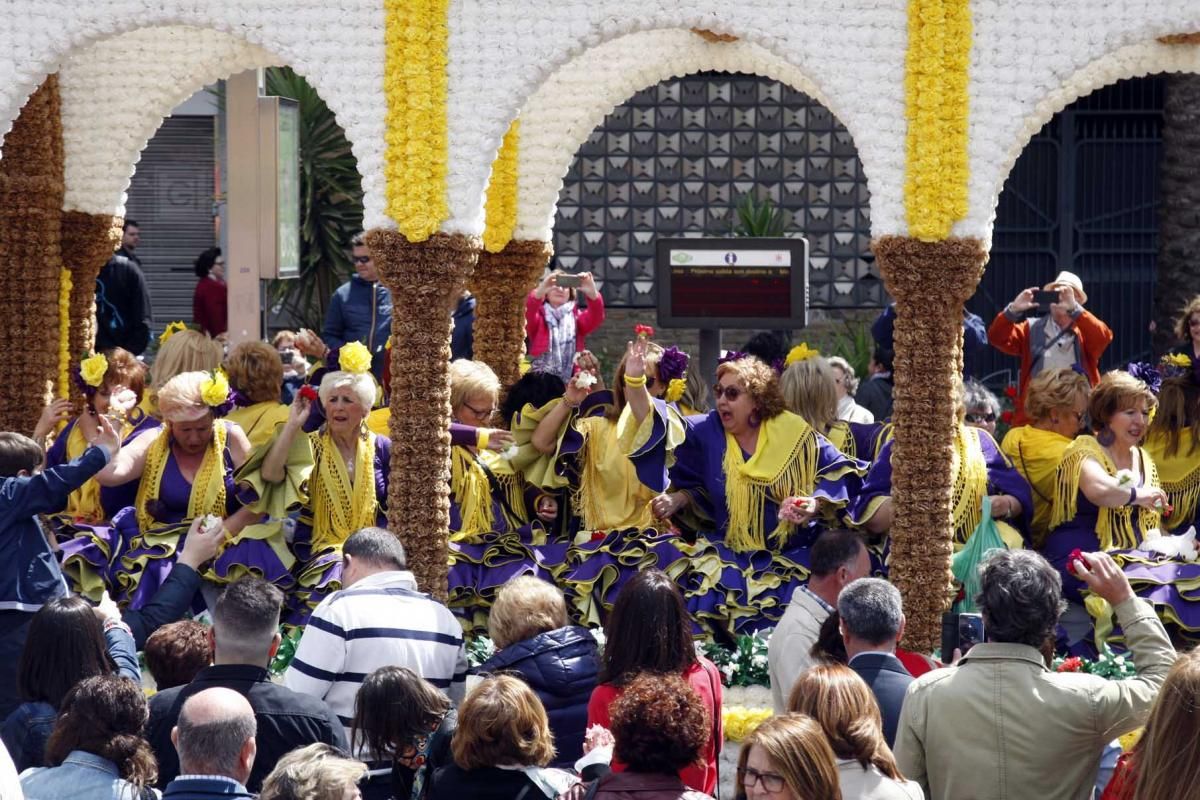 La Batalla de las Flores abre el mayo festivo