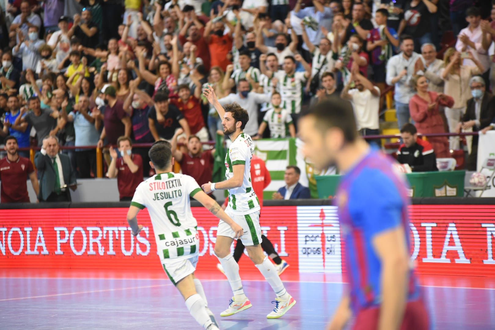 Zequi festeja el 1-0 ante el conjunto azulgrana.