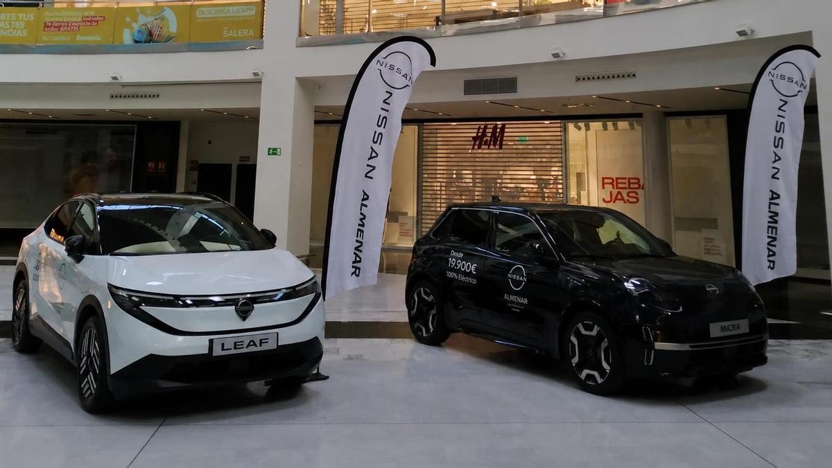 El nuevo Nissan LEAF y el nuevo Nissan MICRA en el centro comercial Salera