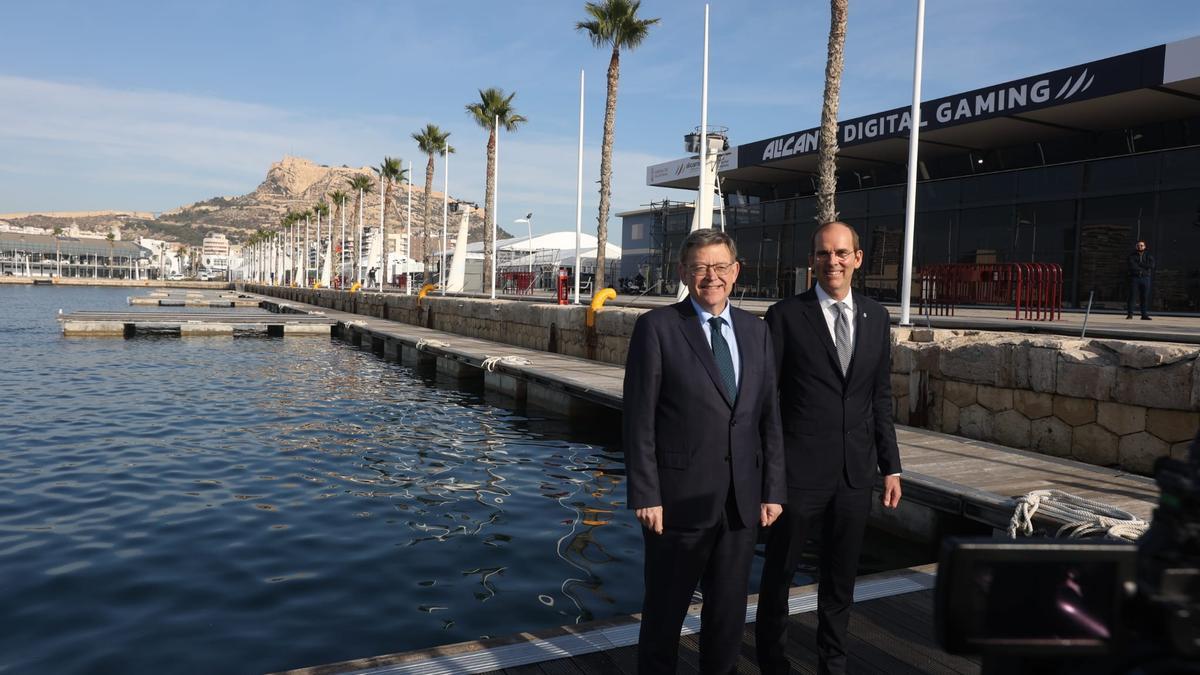 Ximo Puig y Richard Brisus, en la presentación de The Ocean Race en Alicante.