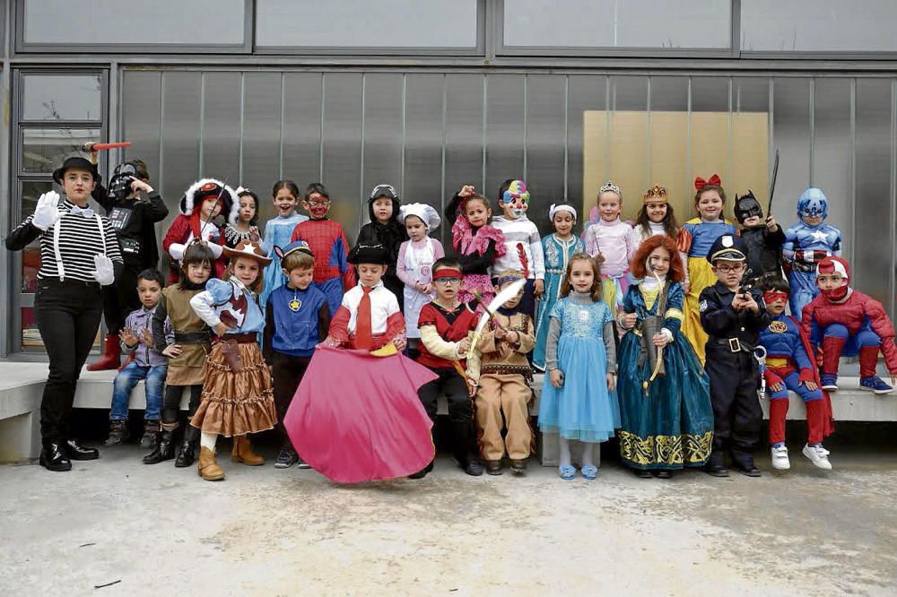 Am Donnerstag (23.2.) fanden in vielen Schulen die "ruetes" statt.