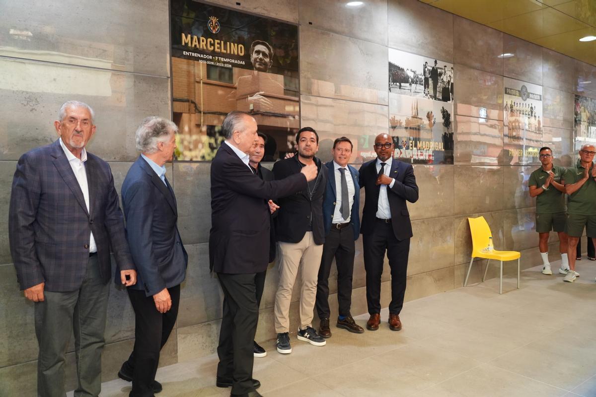 Galería: El homenaje a Marcelino protagonista de la previa del Villarreal-Atlético de Madrid
