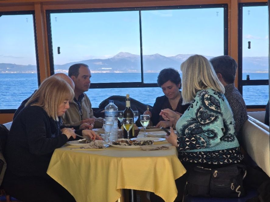 Así se despidió el año en el catamarán restaurante Fly Delfín, de Cruceros do Ulla Turimares.