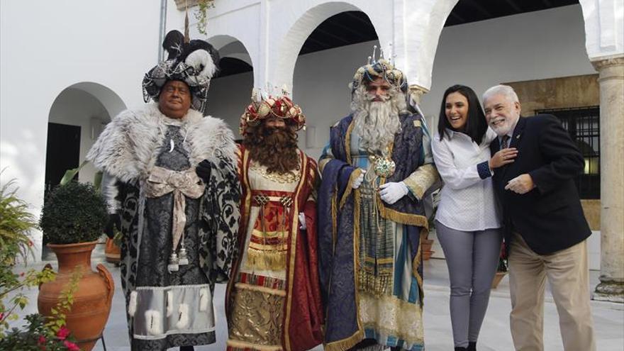 Sus Majestades recibirán a los niños a cubierto si llueve