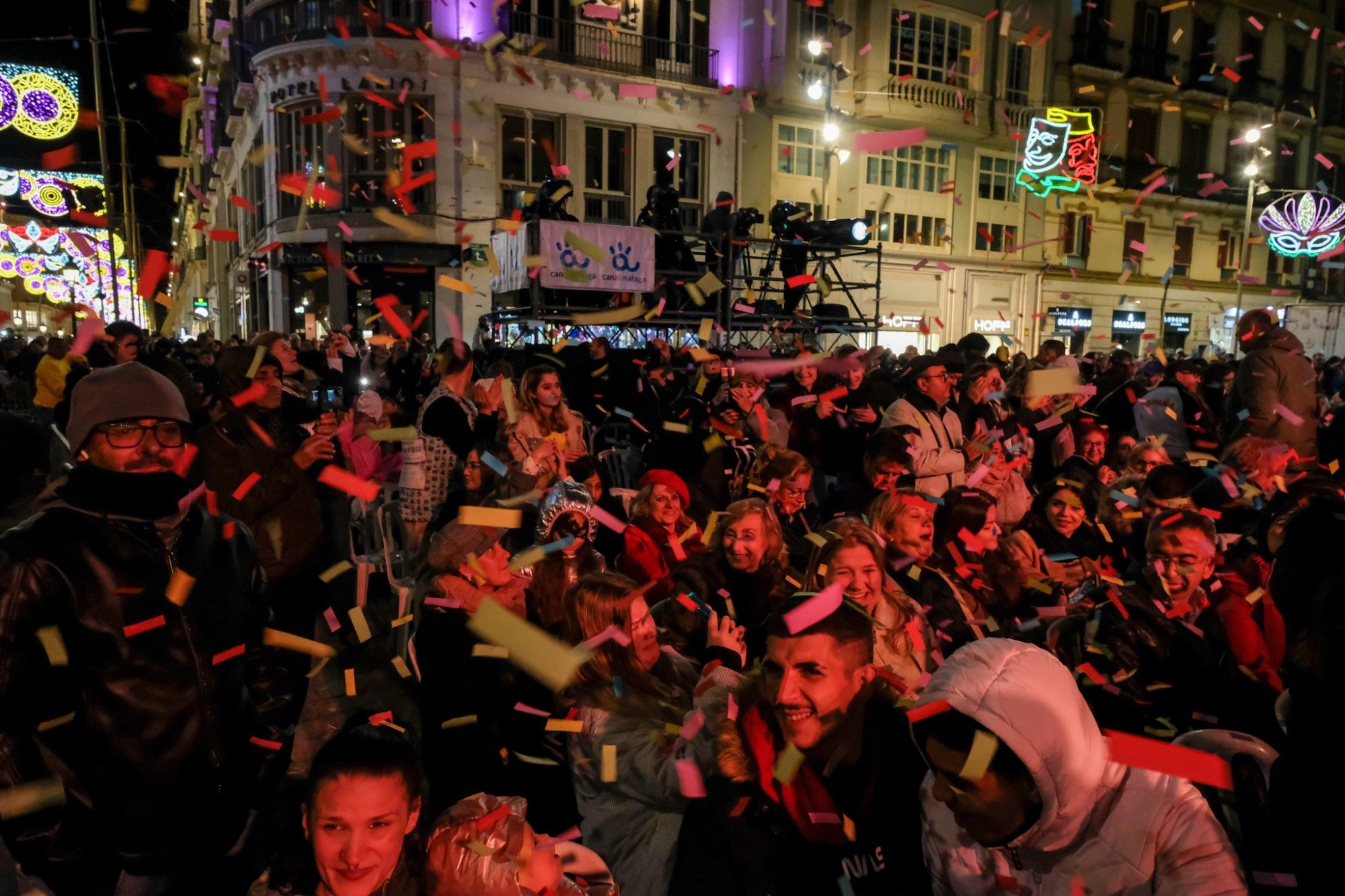 El Carnaval toma la calle con el pregón de Paqui Prieto