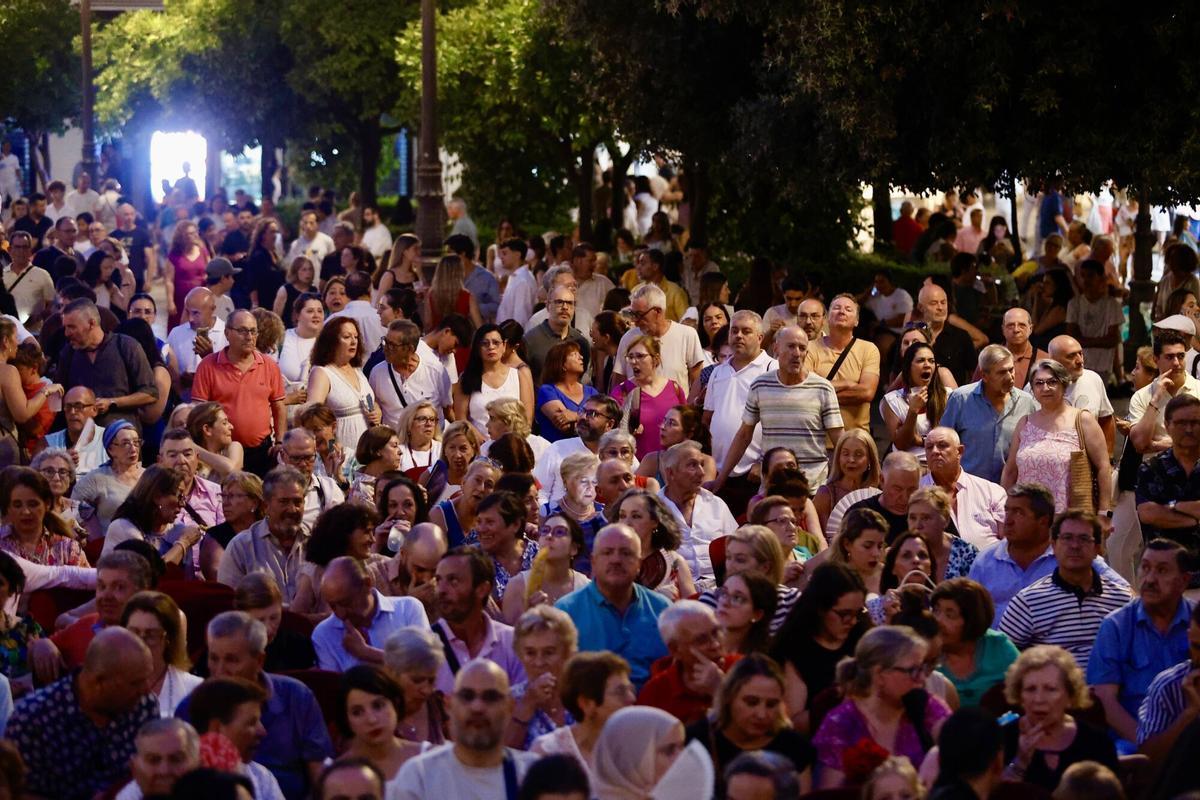 La Noche Blanca dedicada a Fosforito, en imágenes