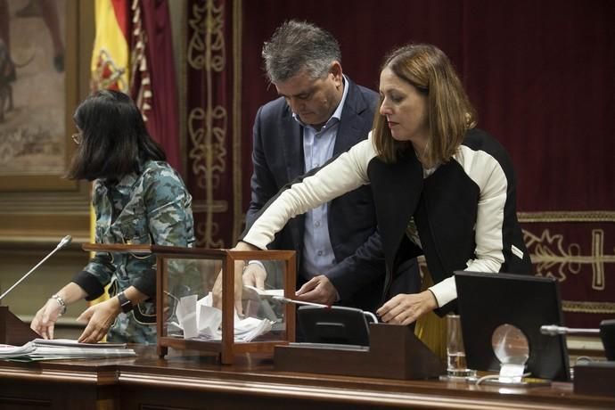 Pleno del Parlamento de Canarias (29/11/17)