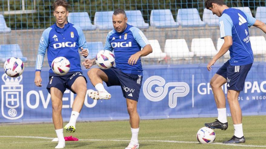 La convocatoria de Carrión: Cazorla no jugará ante el Cartagena