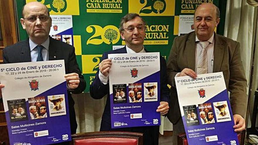 Desde la izquierda, Prieto, Carro y Ferrero, ayer en Caja Rural.