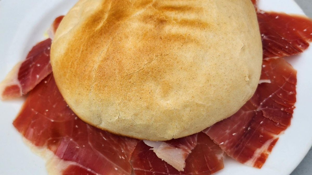 Este es el bar de Sevilla con el desayuno "más bestia" de toda la provincia