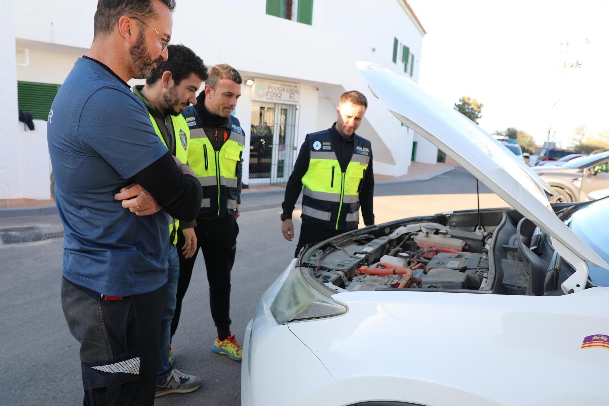 Salvar vidas en coches eléctricos en Formentera