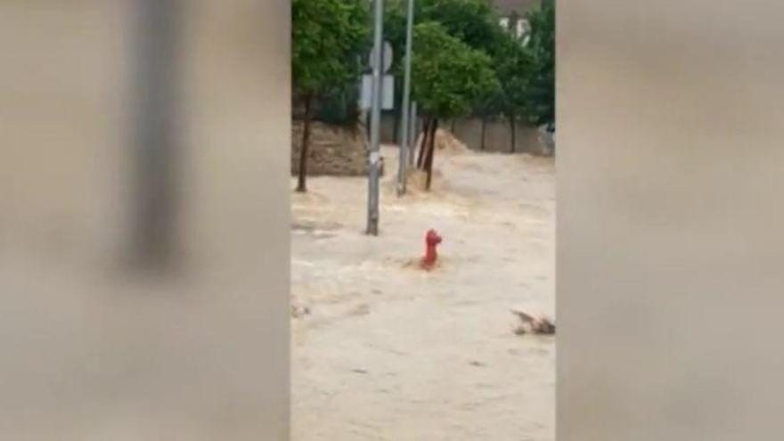El temporal se cobra dos víctimas en Albacete y provoca desalojos, rescates y numerosos daños en Valencia, Alicante y Murcia