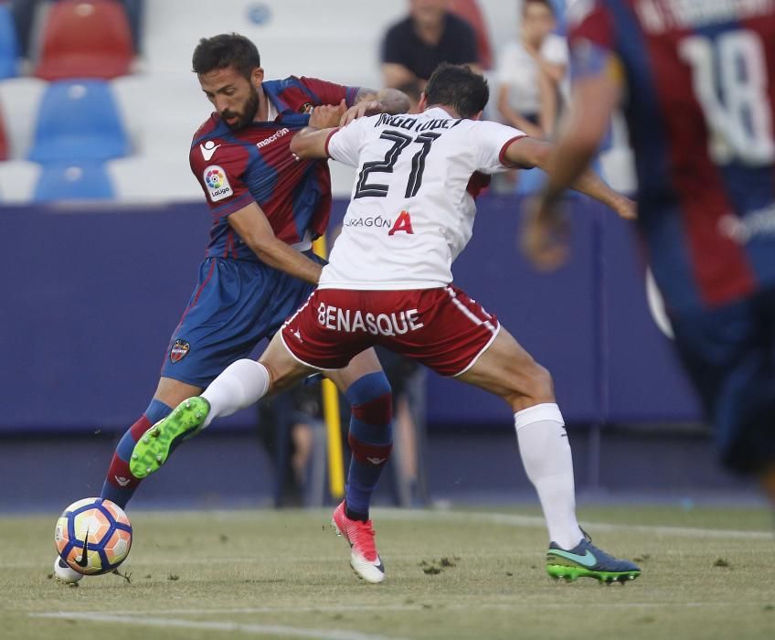 Levante - Huesca, en imágenes