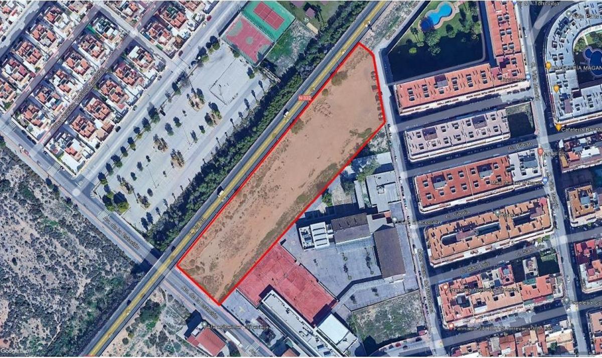 APARCAMIENTO de Calle Ciudad de Barcelona – C.P Acequión – Avenida de la Estación  con la  N-332