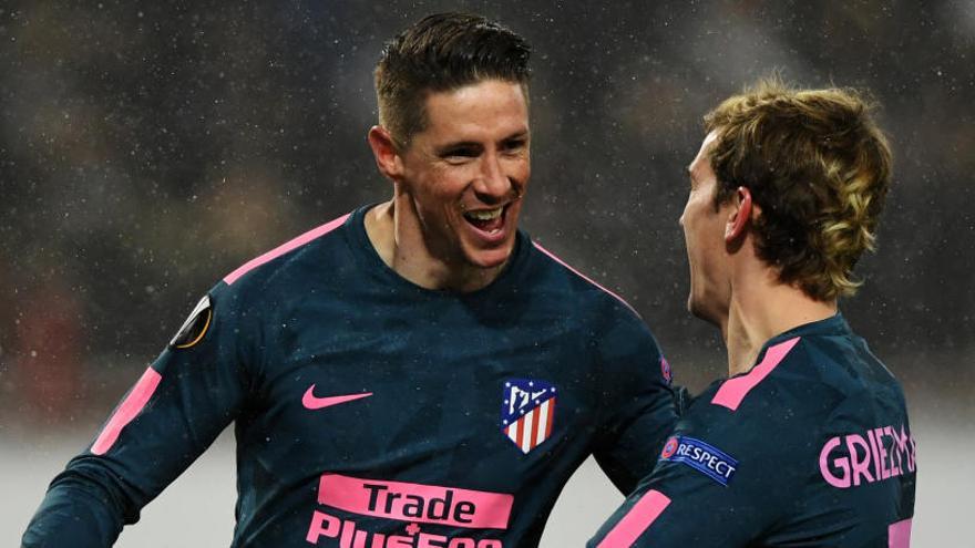 Griezmann y Fernando torres celebran uno de los goles.