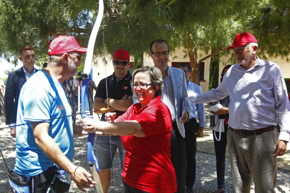 Los paralímpicos del Proyecto FER visitan la Funda