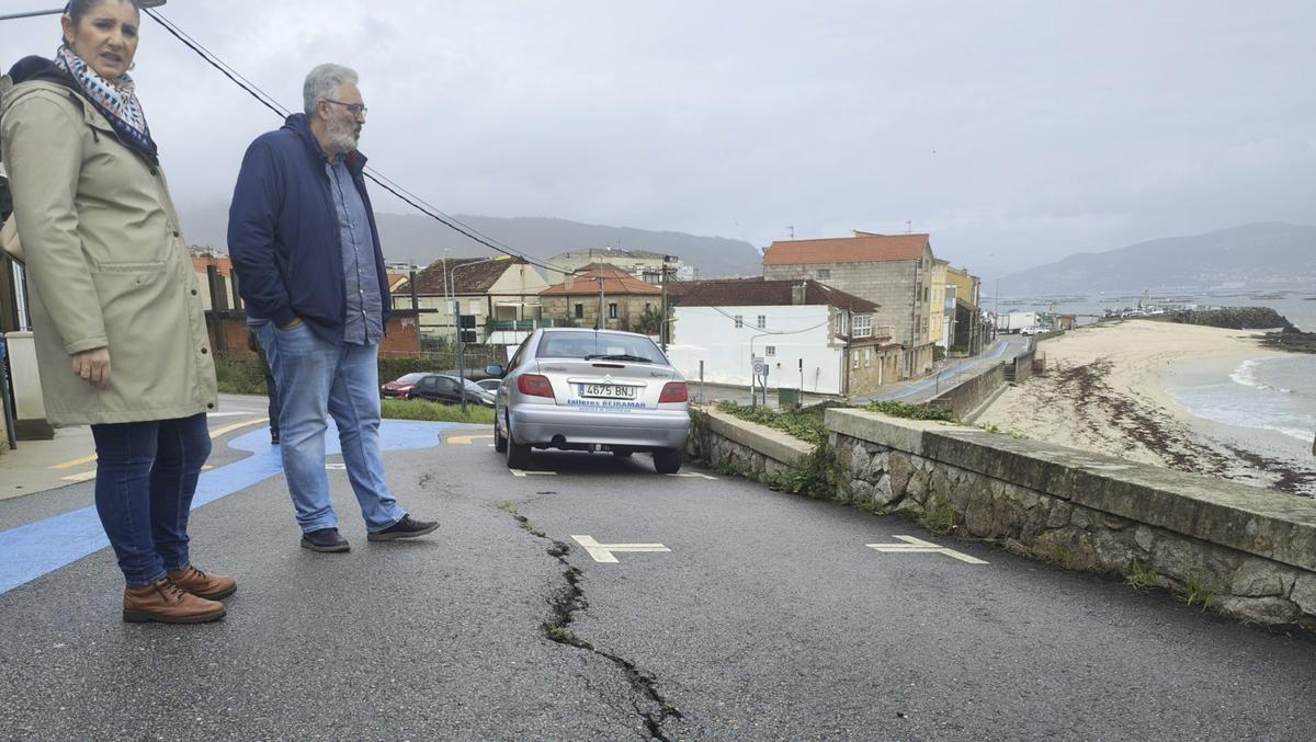 La alcaldesa de Moaña y el arquitecto municipal, ante las grietas cada vez más anchas. O Con. 9 diciembre 2025. Santos Álvarez