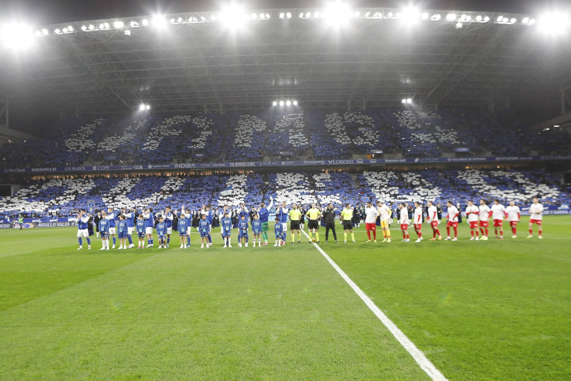 Así fue el derbi asturiano: todas las fotos del encuentro entre el Oviedo y el Sporting en el Tartiere