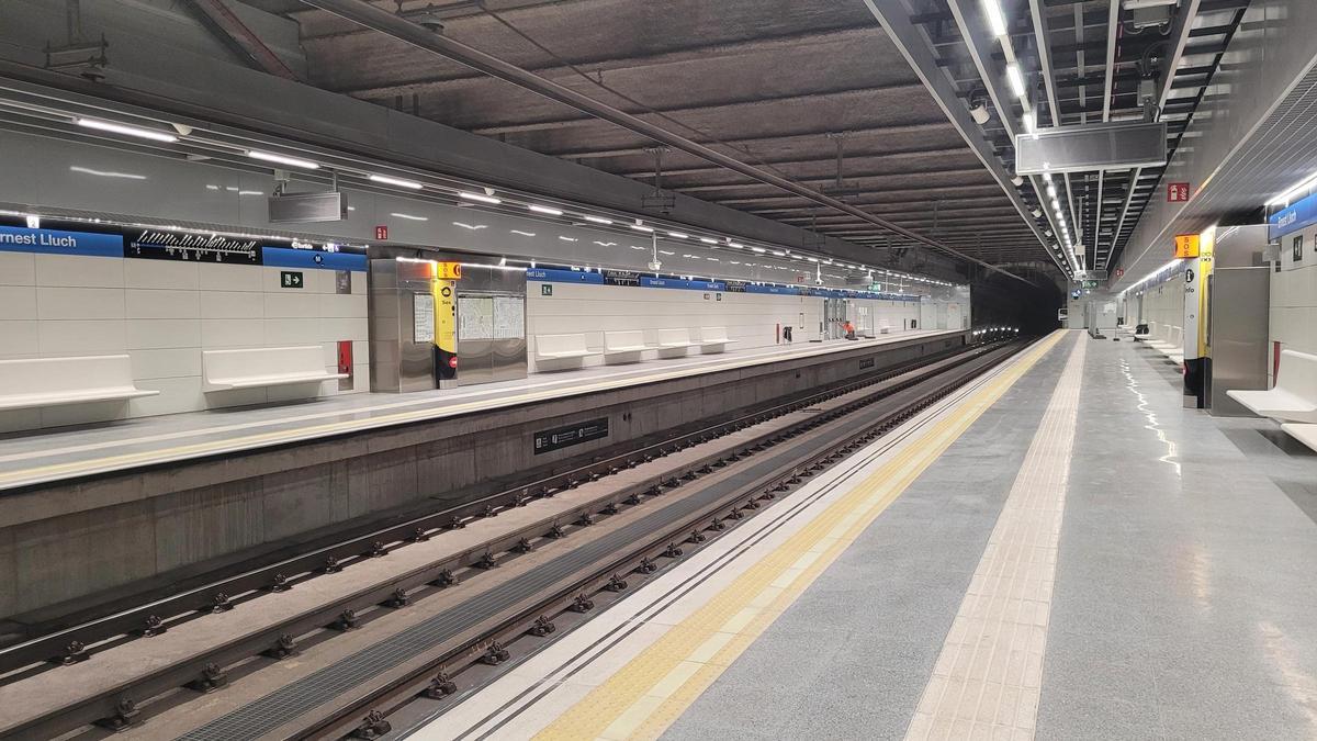 La xarxa de metro creix amb noves parades