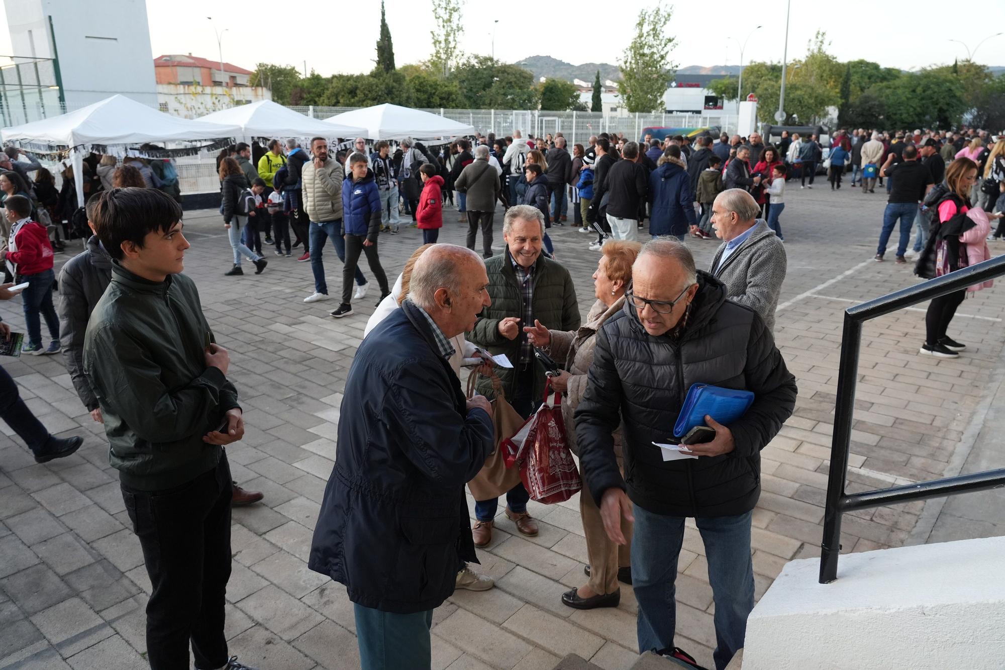 La afición del Castellón antes del partido