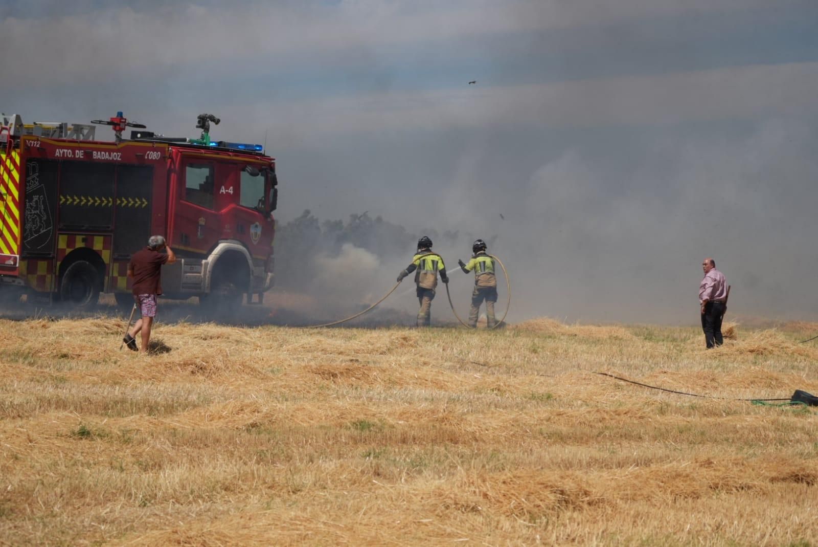 Un incendio en Sancha Brava (Badajoz) obliga a activar el nivel 1