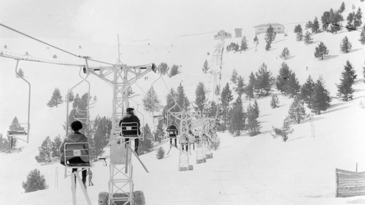 zentauroepp41847206 75 aniversario de la molina primeros esquiadores180130164949