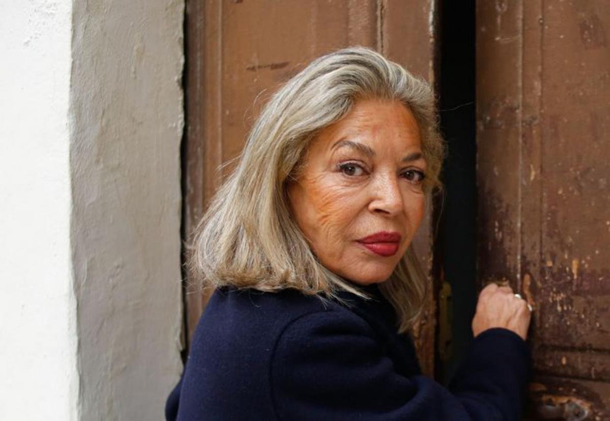Asaltan y roban a la diseñadora Estrella González en la puerta de su casa | FOTOS DE TONI ESCOBAR