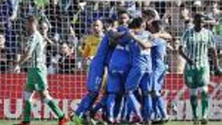 El Getafe guanya el Betis (1-2) i continua quart