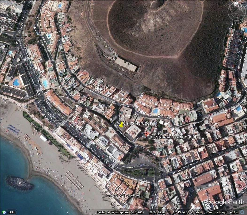 Renovación de las aceras de las calles Noruega y Nueva Explanada, en Los Cristianos