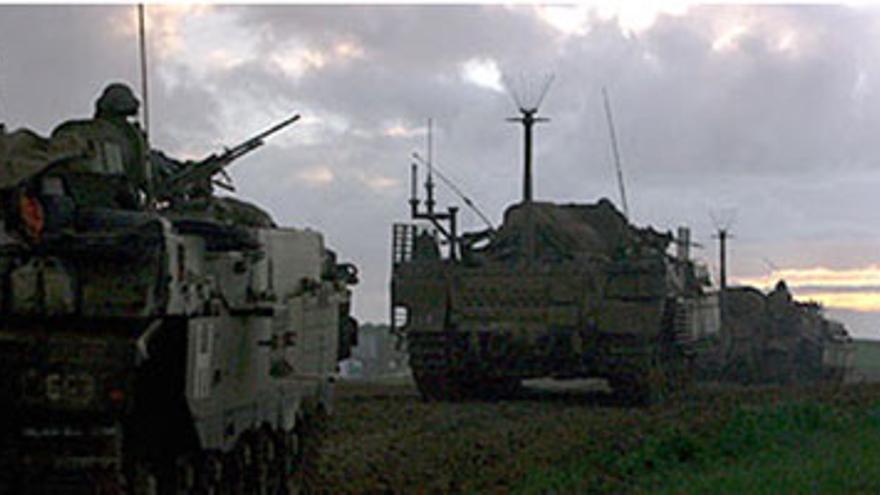 Las tropas israelíes empiezan a retirarse de la franja de Gaza