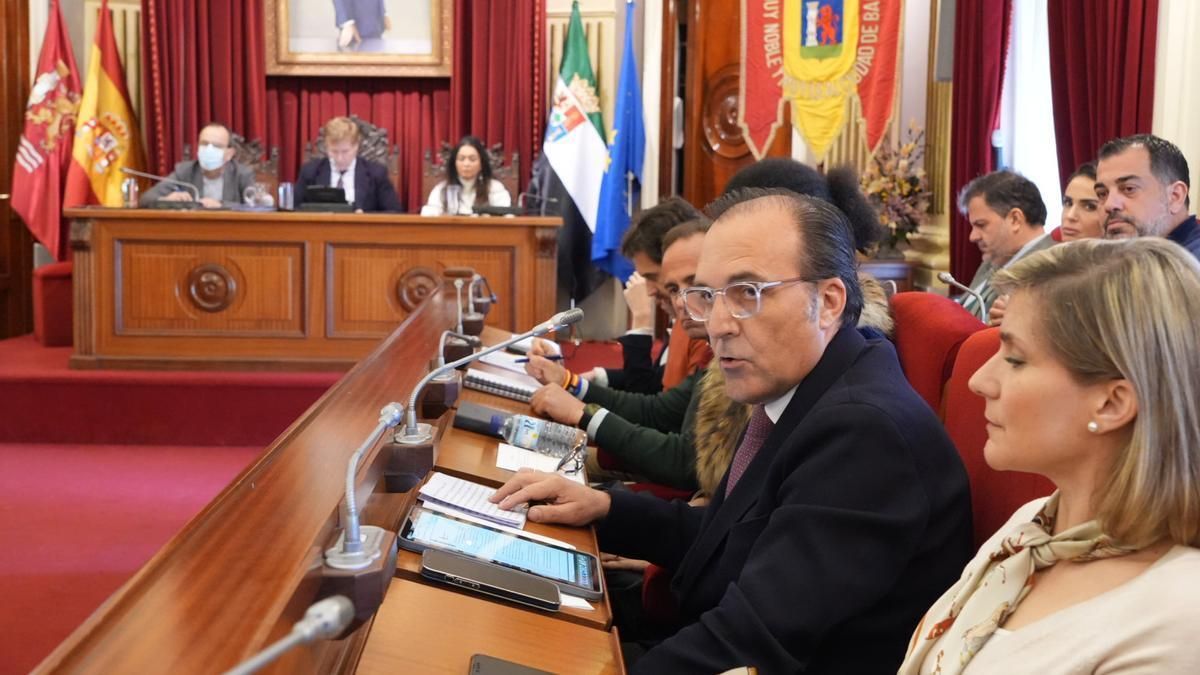 El Ayuntamiento de Badajoz crea dos nuevos cargos directivos por ser municipio de gran población