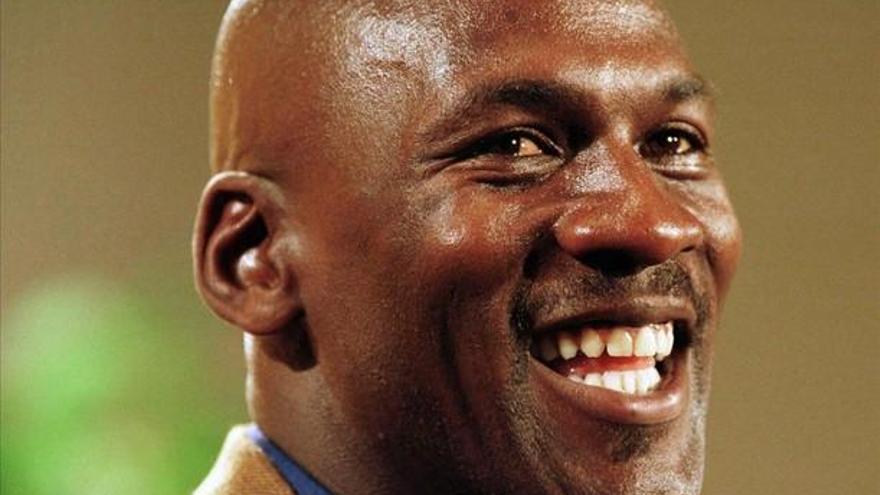 Michael Jordan estafó a Scottie Pippen cientos de dólares en apuestas