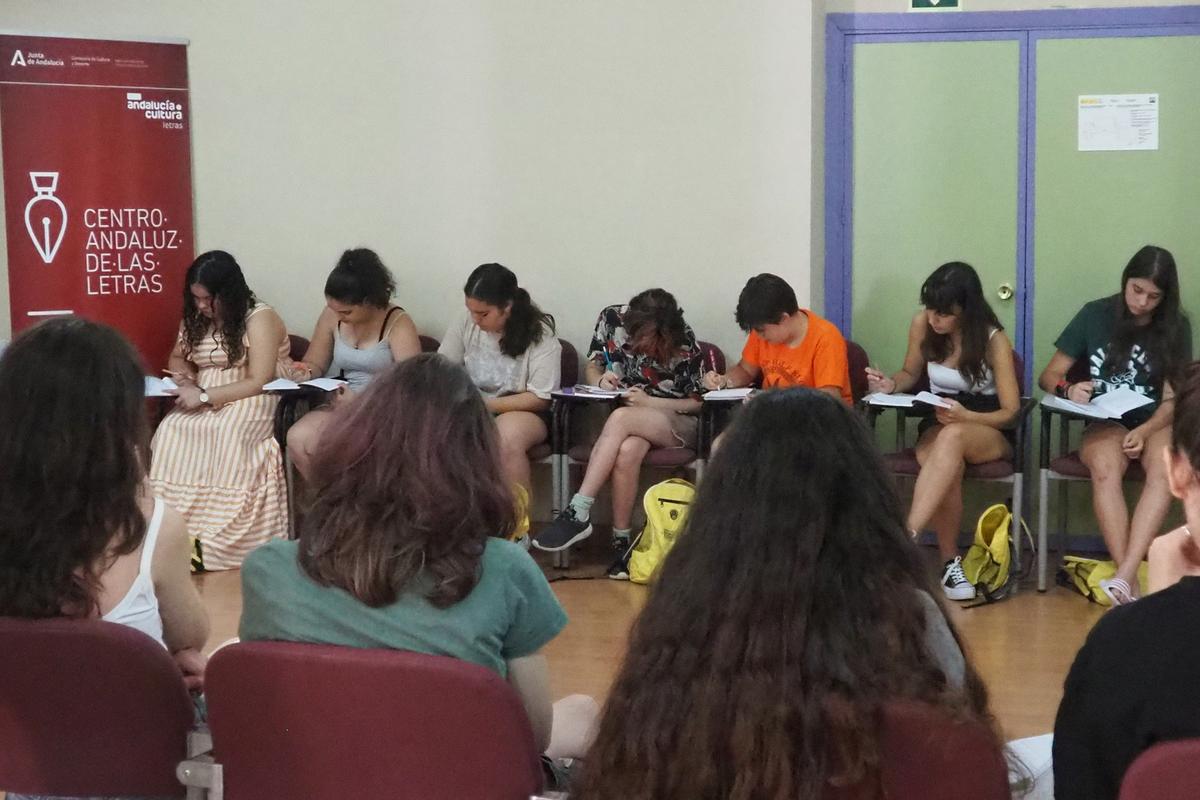 Abierto desde este lunes el plazo de solicitudes para la convocatoria de proyectos de residencias literarias de la Consejería de Cultura.