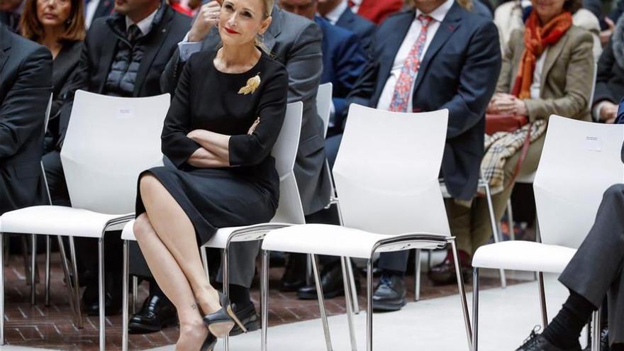 Cifuentes solo dimitirá si se lo pide Rajoy