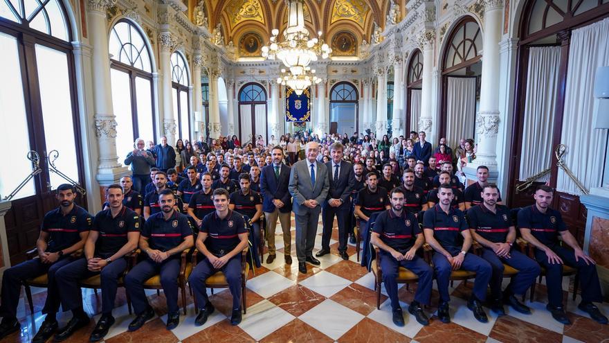 Los Bomberos de Málaga incorporan a 40 nuevos efectivos a la plantilla