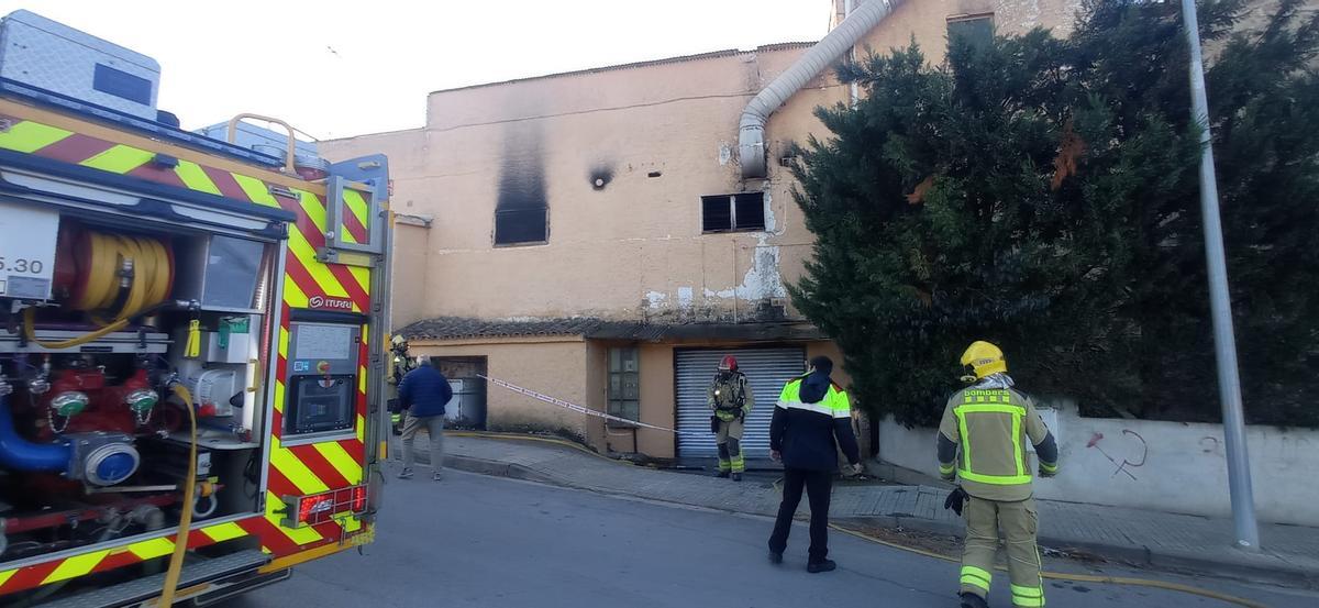 Incendi al restaurant La Masia de Canet de Fals