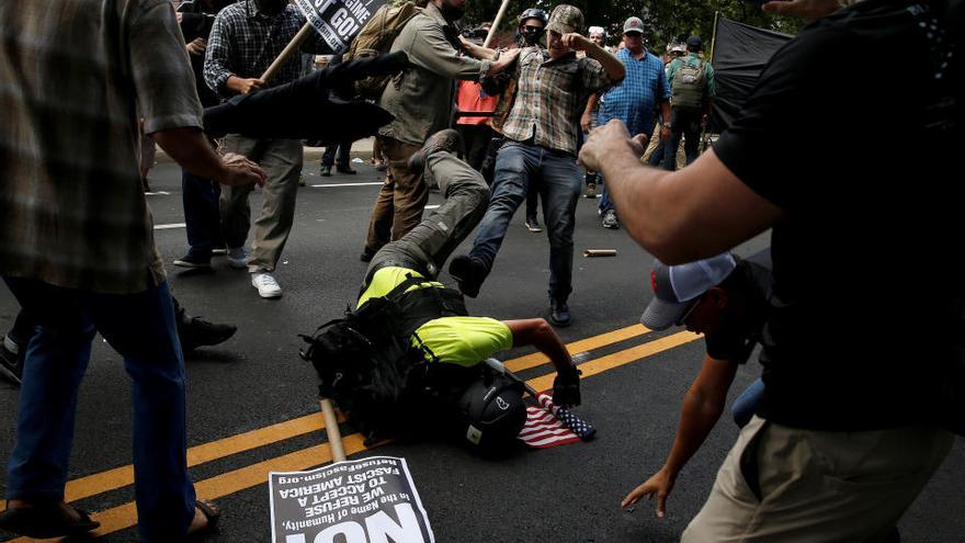 Tres muertos en Charlottesville tras la manifestación racista