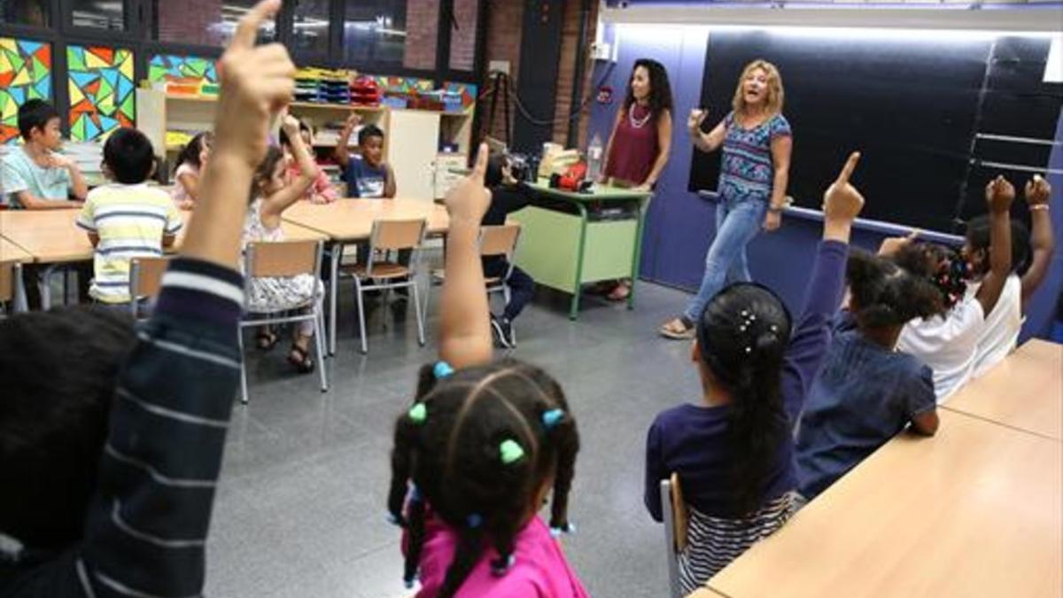 Primer día de clase en la escuela Warner de Santa Coloma de Gramenet, el pasado septiembre..