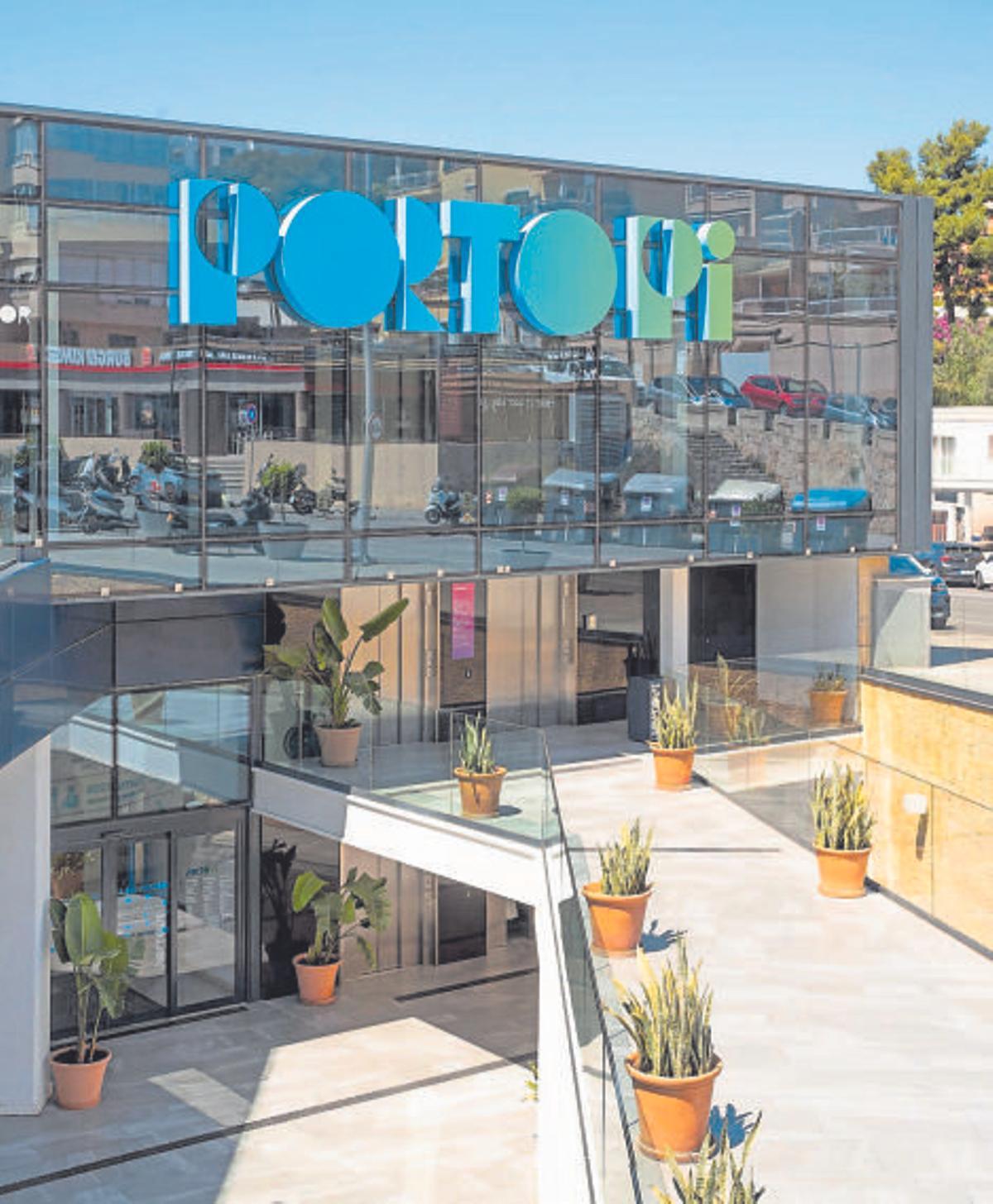Die einzige echte Shopping-Mall Palmas: das Centro Comercial Porto Pi.