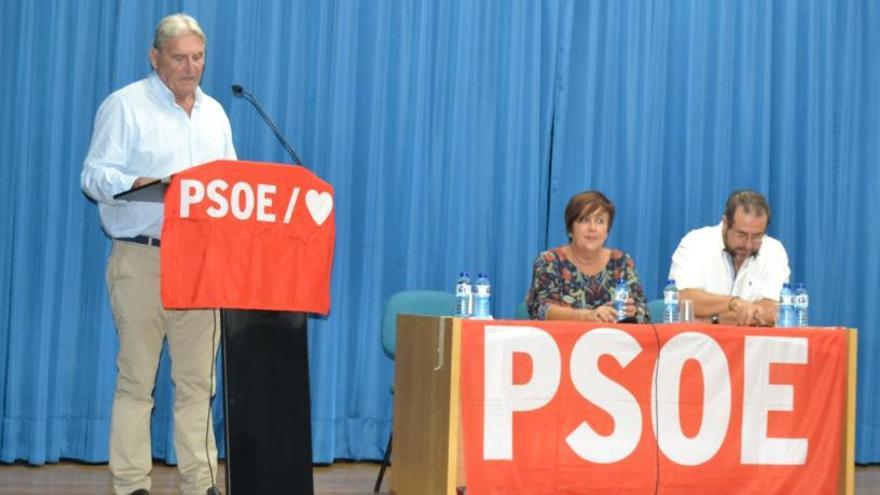 Salinas da a conocer su propuesta para liderar el PSOE de El Campello