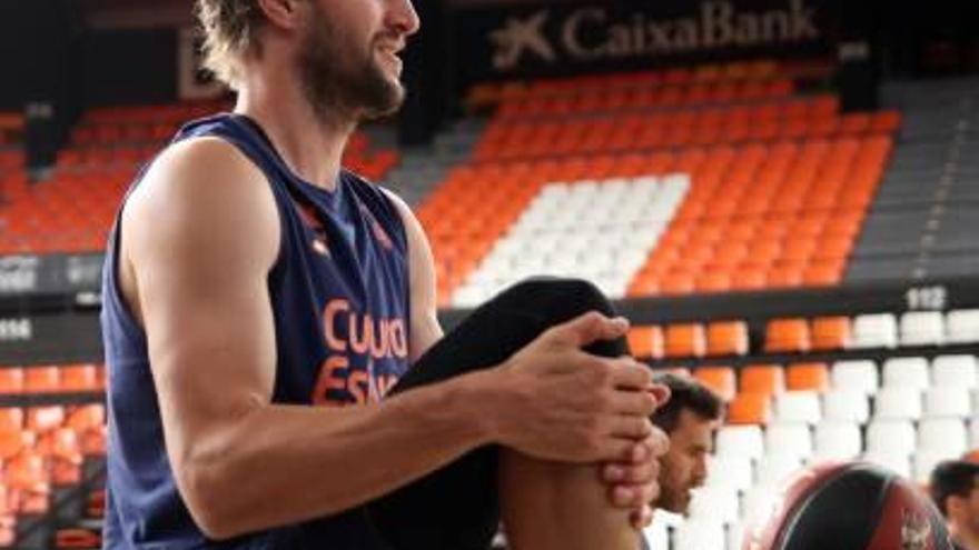 Doornekamp se ejercita junto al resto de sus compañeros en el estreno de la pretemporada.