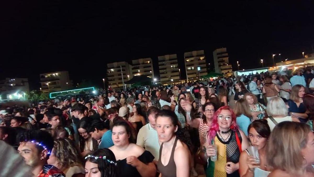 Asistentes al Duna Dorada de Oliva este fin de semana.
