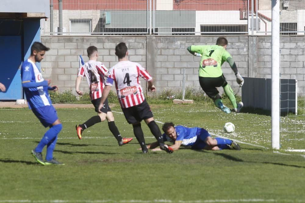 El partido entre el Real Avilés y el Siero, en imágenes