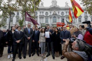 VOX se querella en el Supremo contra Sánchez, Puigdemont, Junts y el PSOE