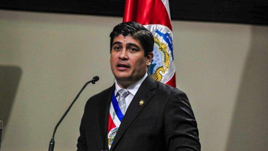 Costa Rica estuvo &quot;al borde de la quiebra&quot; financiera, dice su presidente