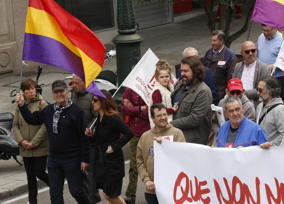 Día del Trabajador en Vigo | Miles de personas exigen la derogación de la reforma laboral