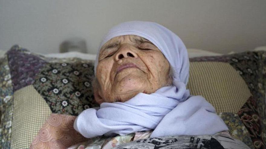 Suecia deniega el asilo a una mujer afgana de 106 años